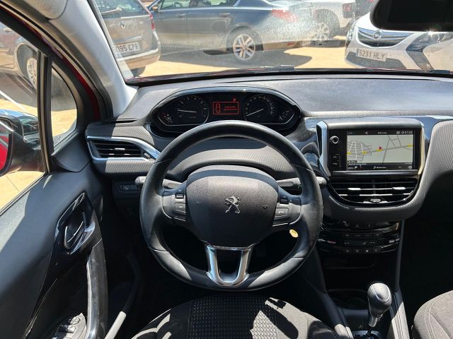 PEUGEOT 208 1.2 E-THP TECH EDITION AUTO SPANISH LHD IN SPAIN 16000 MILES 2019